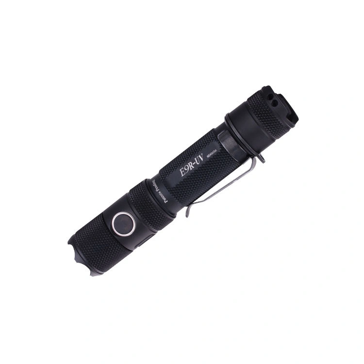 Solas E9R-UV: Soilsí, Slándáil agus Spraoi! 1300 Lumens! Ath-mhuirearú! Scan an domhan le solas!